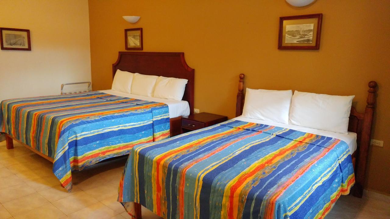 Sun Suites Cozumel Buitenkant foto