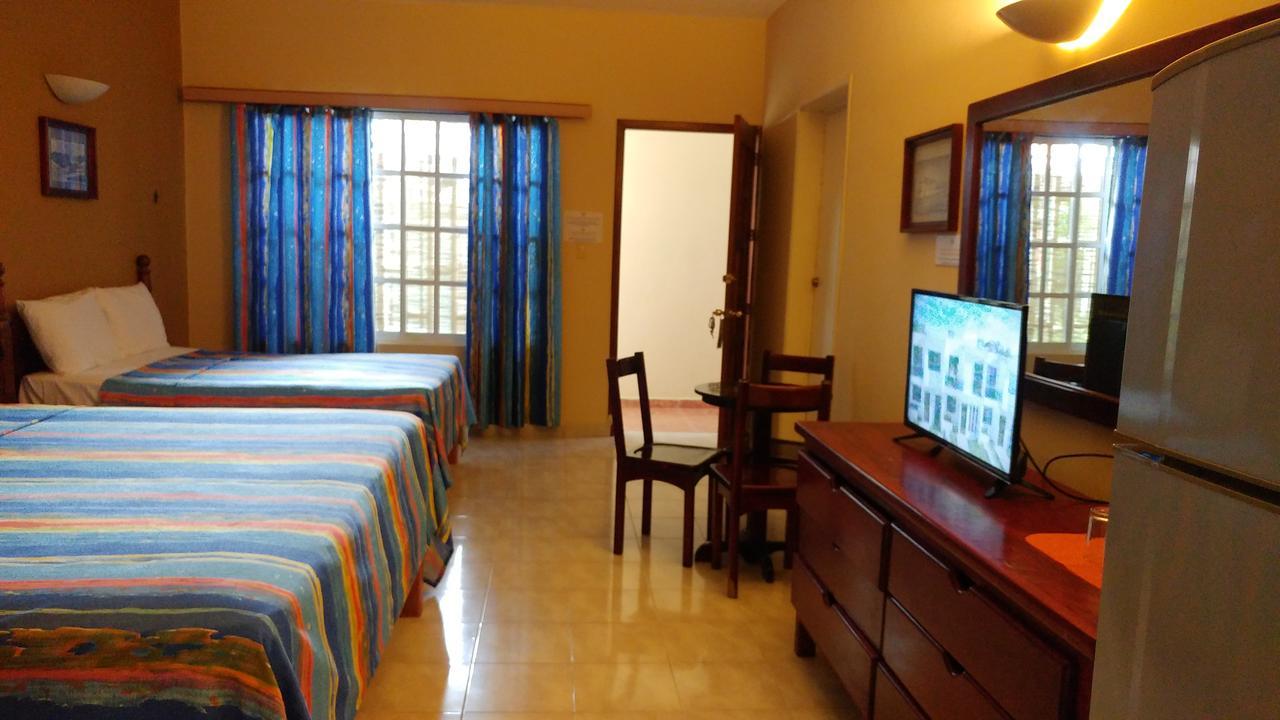 Sun Suites Cozumel Buitenkant foto