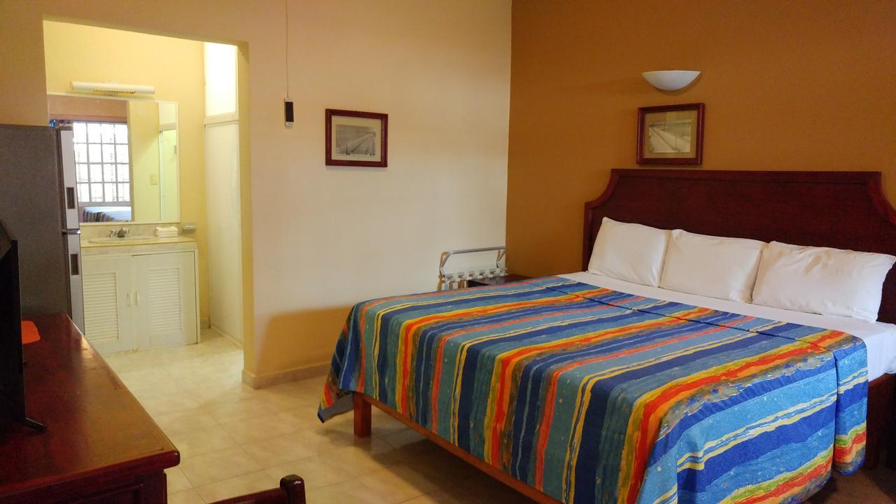 Sun Suites Cozumel Buitenkant foto