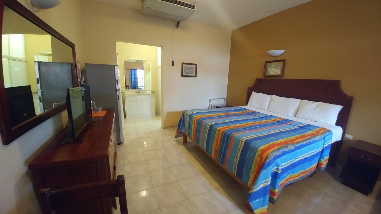 Sun Suites Cozumel Buitenkant foto