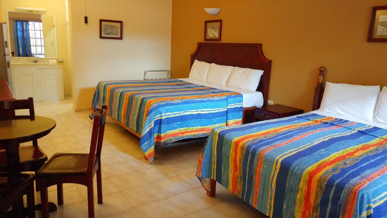 Sun Suites Cozumel Buitenkant foto