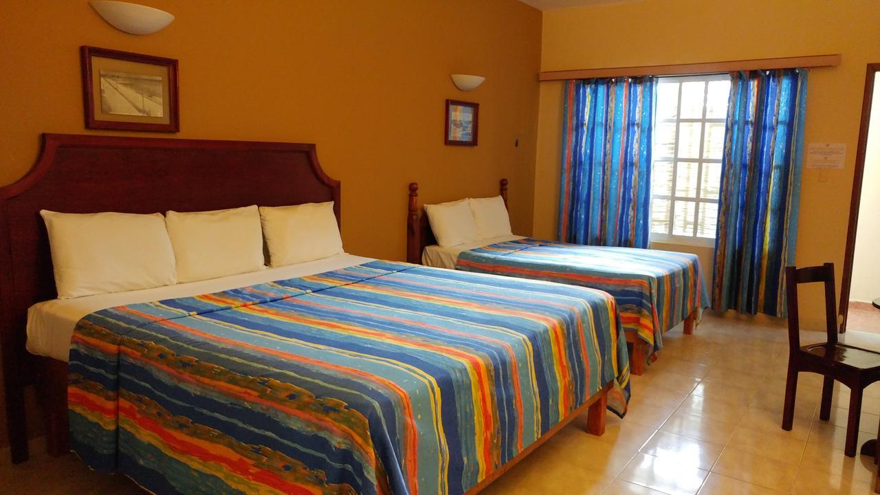 Sun Suites Cozumel Buitenkant foto