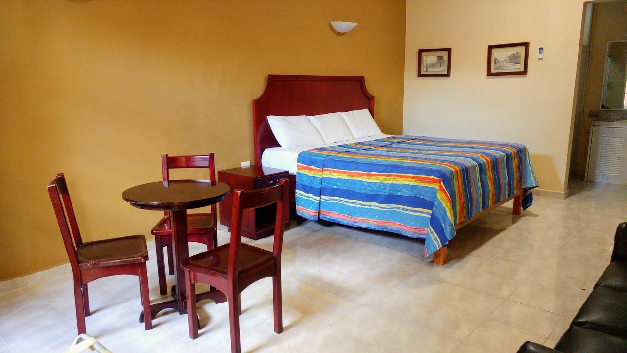 Sun Suites Cozumel Buitenkant foto